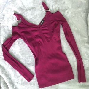 Guess cold shoulder sweater